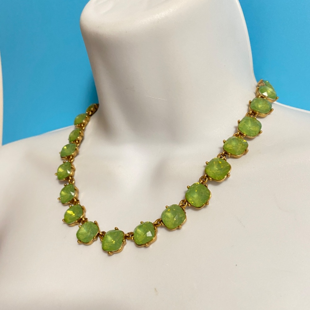 J.CREW Necklace Green & Gold Tone Statement Necklace 16" +3" Extender - Picture 7 of 9